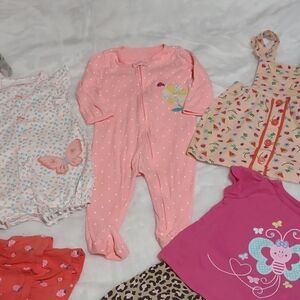 Bundle clothing for baby girl size 6/9M